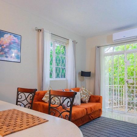 Musgrave Annex- Comfy 1 Bedroom Apartment On The Ground Floor Kingston Extérieur photo